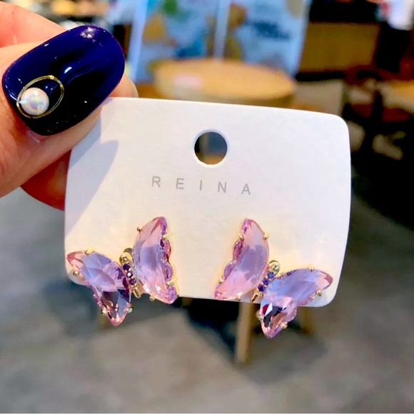 Jewelry - Brand new classy earrings